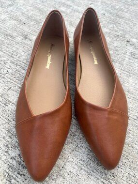 Funky Monkey Tan Pointed Toe Flats Cross Over V Vamp Minimalist Slip On Shoes 7